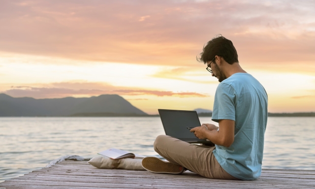 Digital nomad